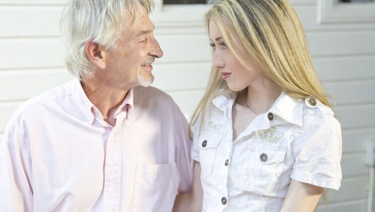 Young Nurse Vladlena Gives a Great Massage