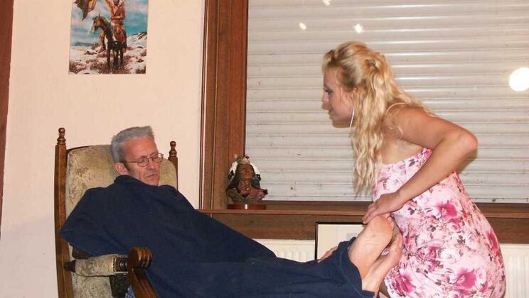 Steamy Doggystyle Action with Vicentia and Nicholas