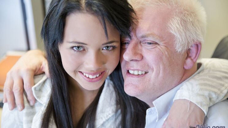 [Oldje] - Sexy Tricia Gets Fucked at Work - Nick - Tricia Teen