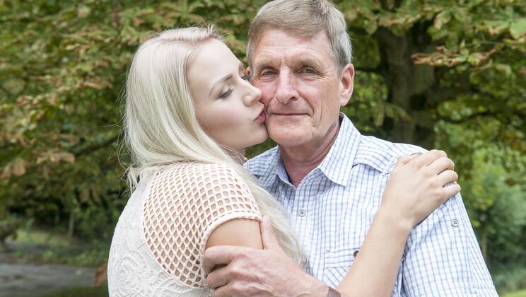 [Oldje] - Old Tree Gets Lubbed by Young - Katy Sky - Patrik