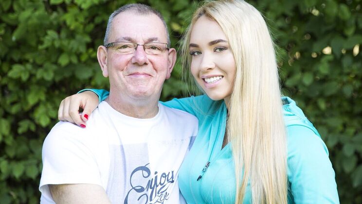 Briana Bounce Blonde Sex