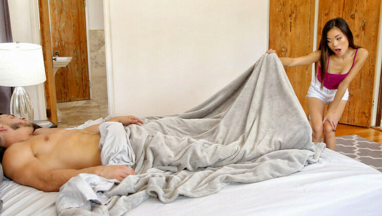 Persuasive Asian Stepsister Gets Stepbro