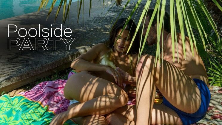 [JoyBear] - Alexa and Joel's Poolside Fun - Alexa Tomas - Joel Tomas