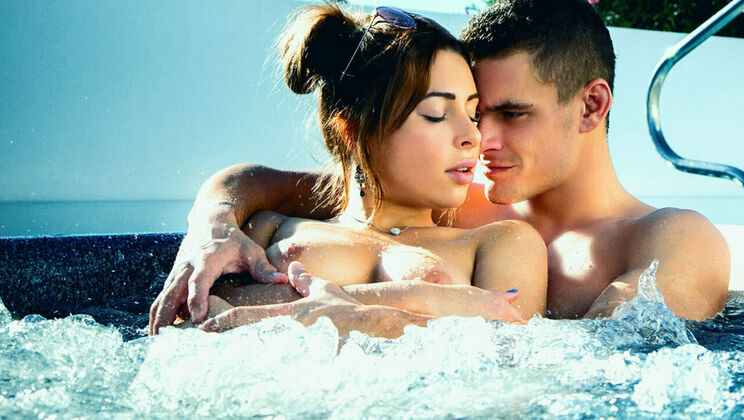 Handjob and Blowjob in Jacuzzi with Ally Breelsen