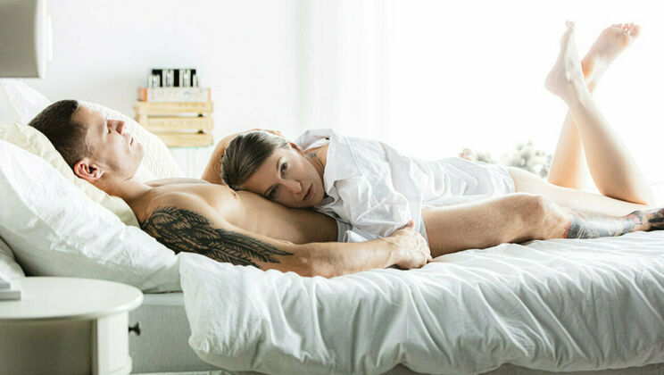 Emylia Argan and Maxmilian Dior's Kissing and Sex