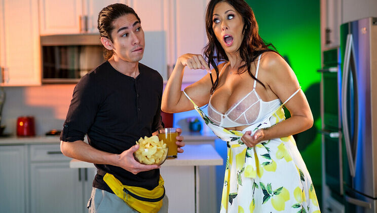 [MyFriend'sHotMom] - Reagan Foxx, a shaved MILF, fucks her son's friend - Reagan Foxx - David Lee