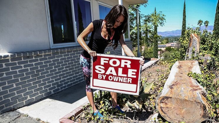 Owner's Sale: Latina Facial Fun with Mila