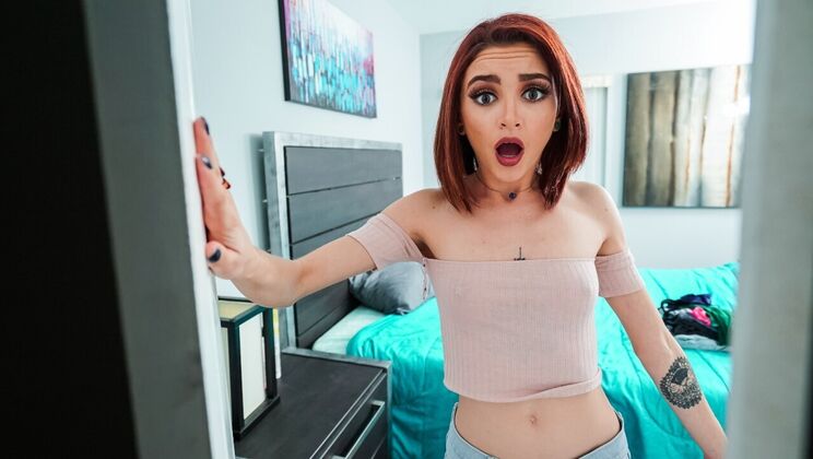 Lola's Panty Raiding Fun