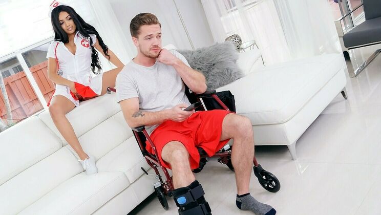 [IKnowThatGirl] - Aaliyah Hadid Gives Kyle Mason Blowjob - Aaliyah Hadid - Kyle Mason