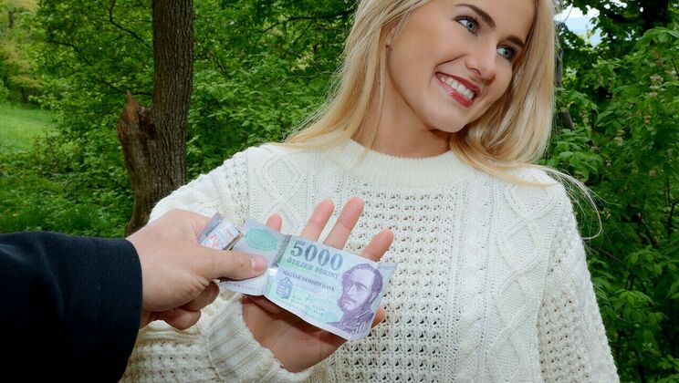 Blonde Teen Outdoor Fucking