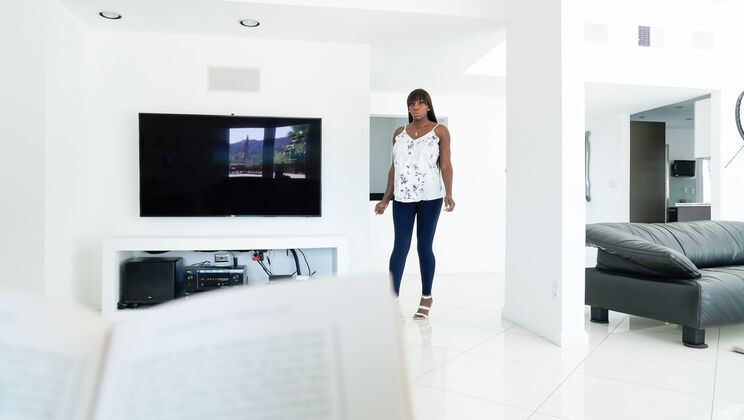 [PervMom] - Stepmom's Luscious Mouth - Wrex Oliver - Mystique