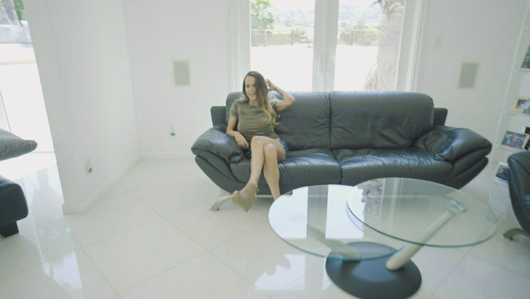 [PervMom] -  I Gave Way to My Stepmom's Promiscuous Urges  - Wrex Oliver - Mckenzie Lee