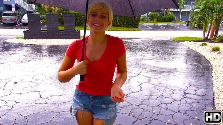 Outdoor Blowjob Ends with Cumshot Facial