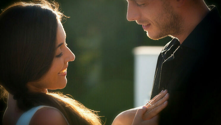 [SexArt] - Iwia A Gets Fingering and Blowjob - Iwia A - Johny D