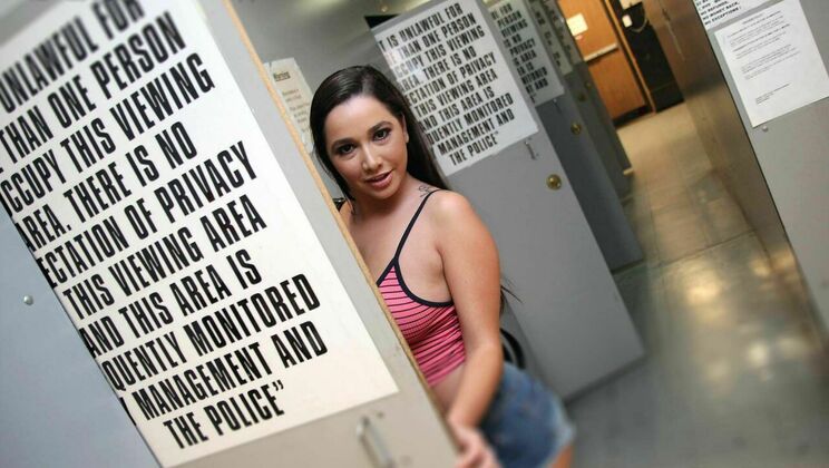 Karlee Grey Tattooed Slut Takes Cum Like a Pro