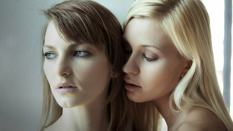 [SexArt] - Lingerie and Lace Lesbian Seduction - Tracy Lindsay - Flora