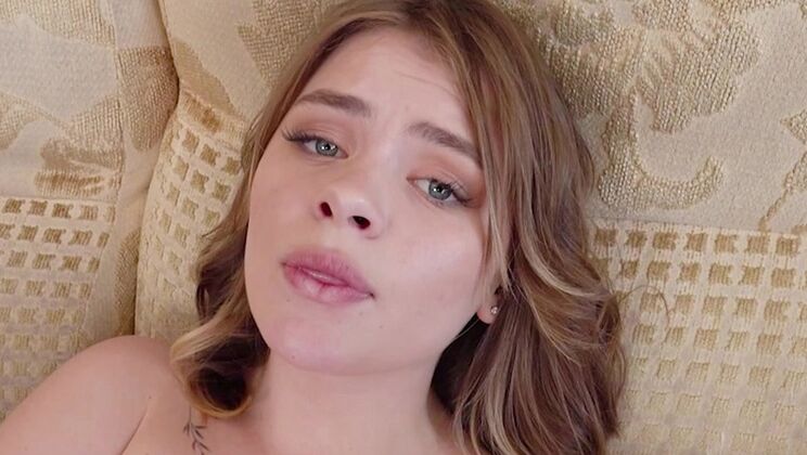 Teen Lesya Milk's Hardcore DP First Time