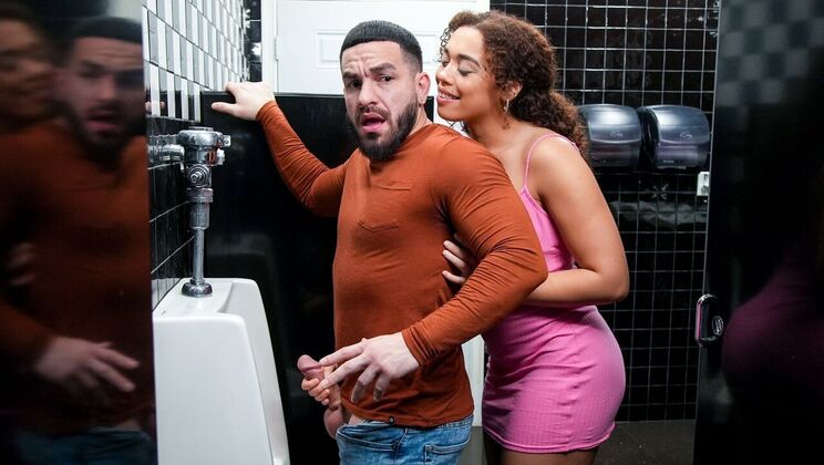 [MyPervyFamily] - Cum Swallowing Brunette in Public - Peter Green - Willow Ryder