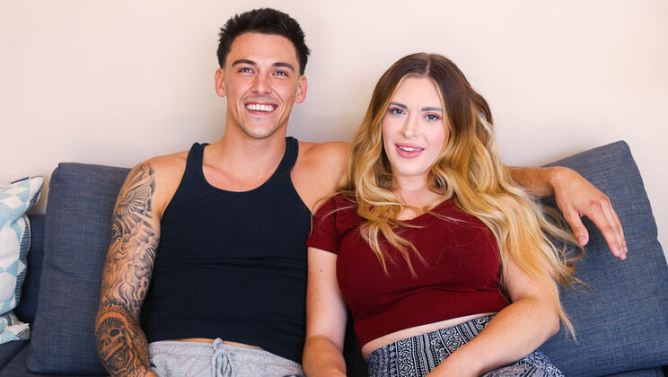 Lindsay Lee's Debut with Jay Tate - A Curvy Delight