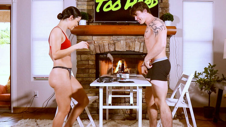 Latina Bombshell Leah Rodriguez Heats Up with Jeremy Barker