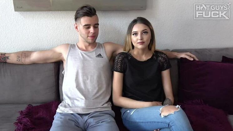 Kellan Hartmann Screws Tattooed Teen Blonde Nicole Kidd