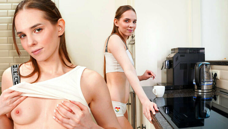 Eliza Crystal: Solo Masturbation Delight