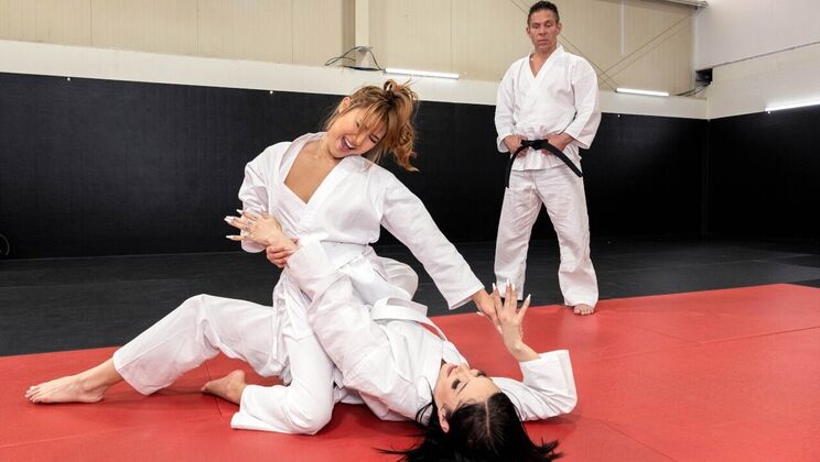 Jazmin Luv & Mina Luxx Dojo Deepthroat