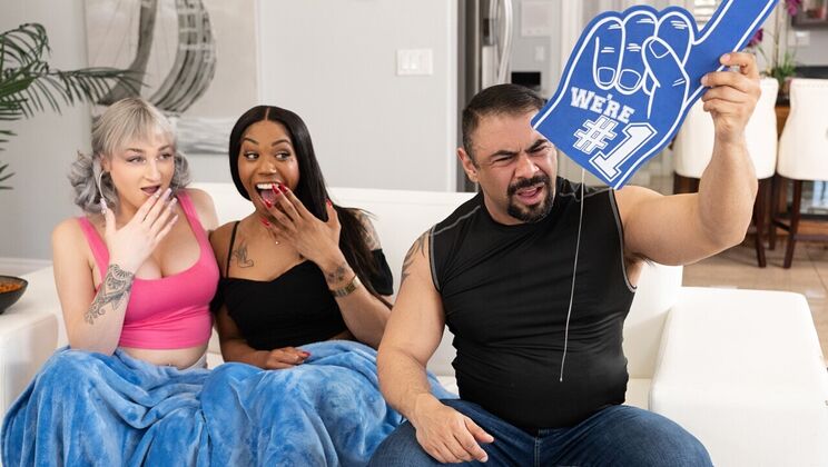 Doggystyle Divas and Cowgirl Cuties