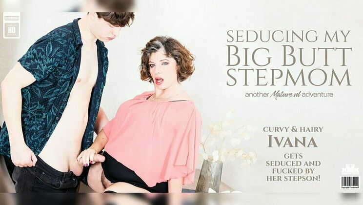 Big Ass Cowgirl Action