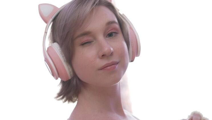 [NRXStudio] - Babyface Gets Cum in Mouth from Italian - Alice Klay - Leo Casanova