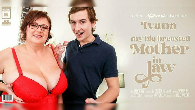 Ivanas Shaved Pussy and Big Tits in Sex