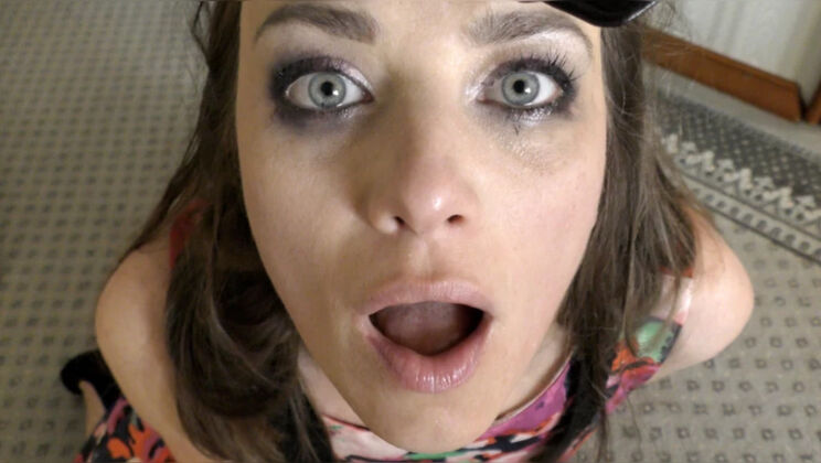 Nena Sytnyy's Fetish Fucking in Hotel