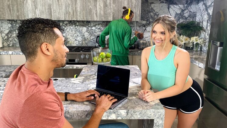 [CrazyCollegeGFs] - Angie Faith's Big Naturals Get Fucked - Alex Jones - Angie Faith