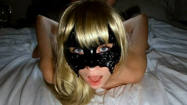 [PornForce] - Blonde Babe Ana Lingus in Hardcore Amateur Video - Ana Lingus - House Elf