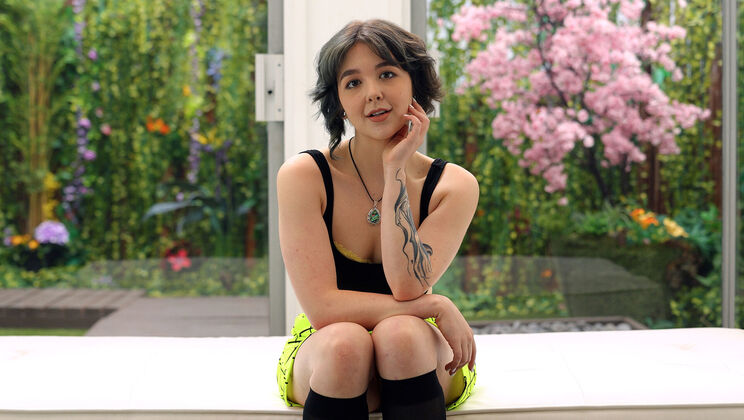 Aleena's Cumshot in Doggystyle