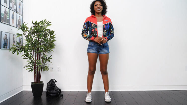 Mia Rides in a Cowgirl Audition