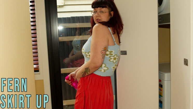 Solo Striptease by Fern