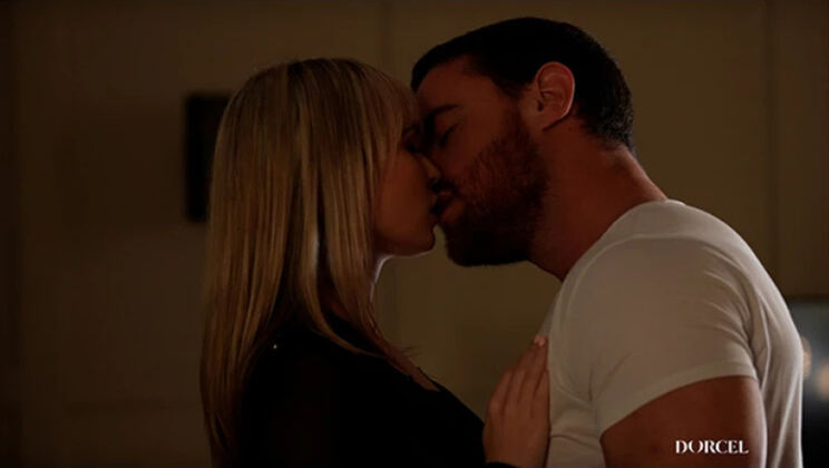 [DorcelClub] - Wife's Lingerie Obsession - Non-Exclusive Candaulism - Lilly Bell - James Duval