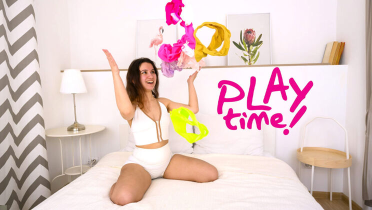 [ClubSweethearts] - Sunny May's naughty shaved solo - Sunny May