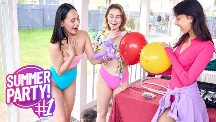 [ClubSweethearts] - Hot Outdoor Sex with Iris Murai and Friends - Iris Murai - Roxy Muray - Ashly Rabbit