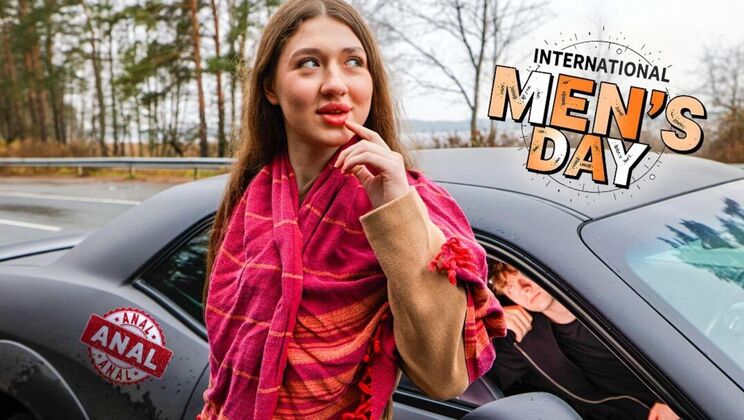 Car Sex with Natural Tits and Cumshot