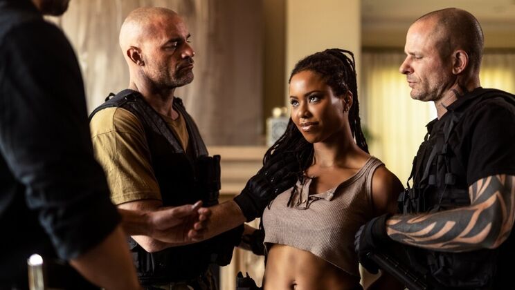 Muscular Black Man Fucks Kira Noir's Ass - Prison Roleplay, Rough Sex