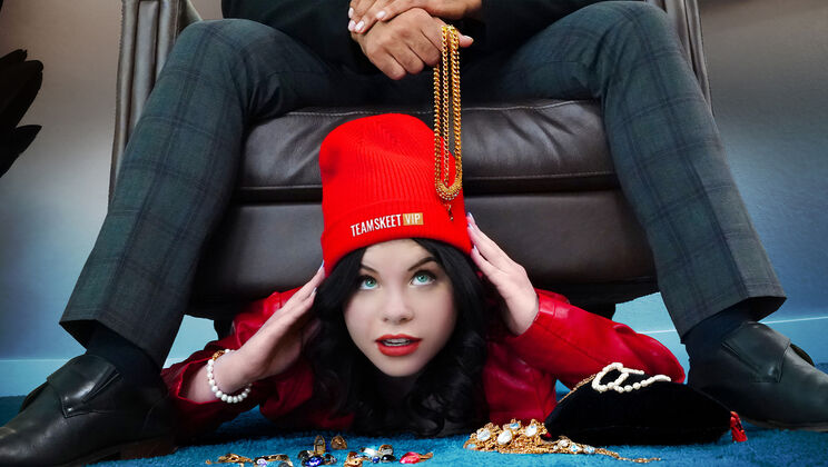 Lola Valentine First Anal? No, First Time With Giant BBC In Pussy