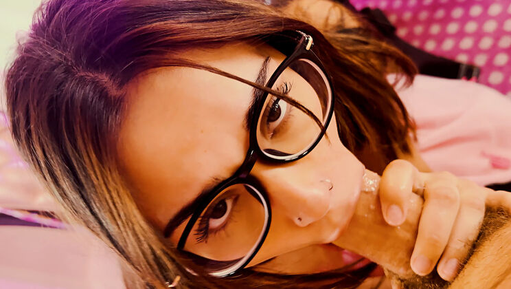 Teen Kaia Martin's Hardcore Creampie Session