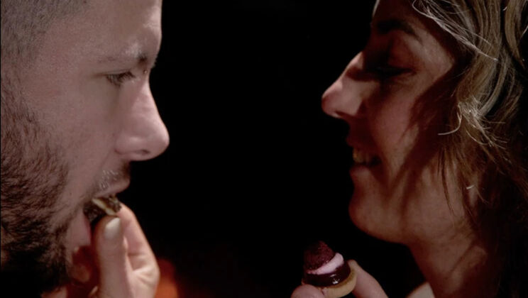 Hairy Fetish Guilty Desire: Mike and Léa in Condom Action