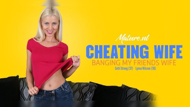 Beautiful Ass MILF Fucks in Bra and Jeans