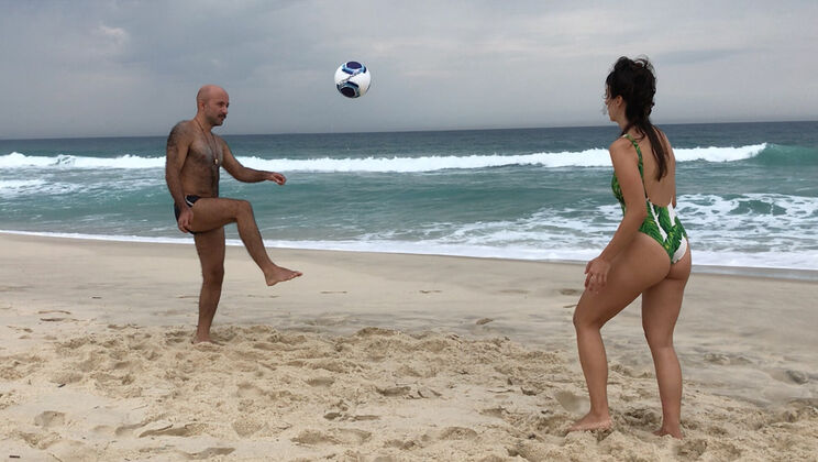Edu & Fe in World Cup Special: Spitting Distance - Hardcore Porn