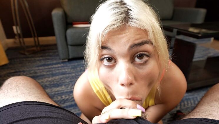 Slim Fit Office Slut Lilith Grace Sucks And Gets Cum