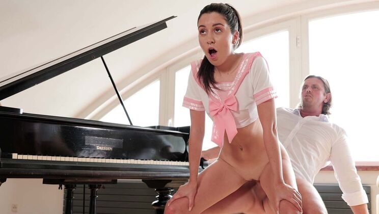 Brunette Maid With Piercings Gets Stuck