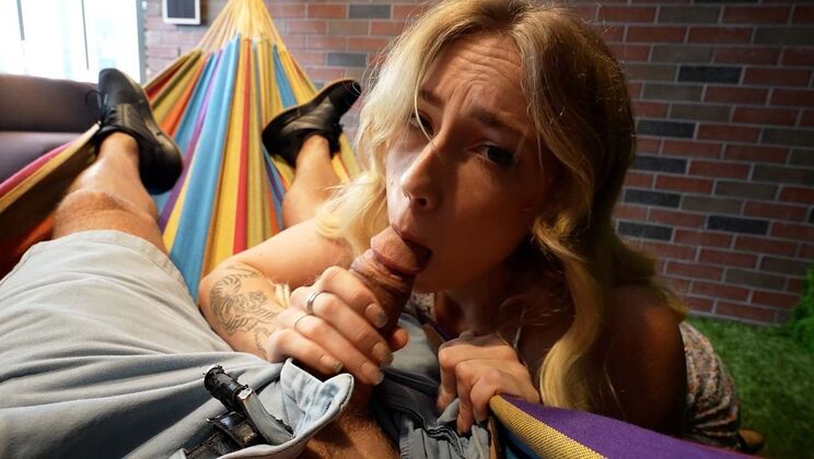 Trimmed Blonde Stella Elle POV Blowjob and Facial